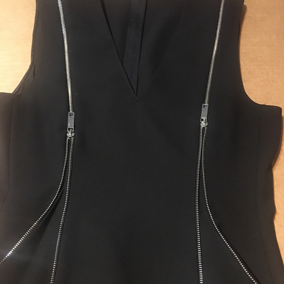Zara- Sz L Top. Black with zippers in the front. Dress up or Dress down. - Picture 2 of 4